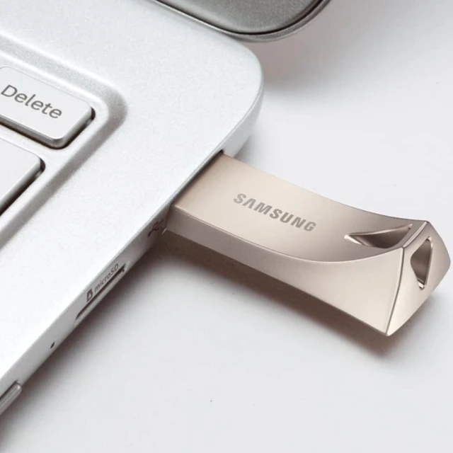 USB флешка Samsung 128GB MUF-128BE3 USB 3.1 Champaign Silver (MUF-128BE3/EU)