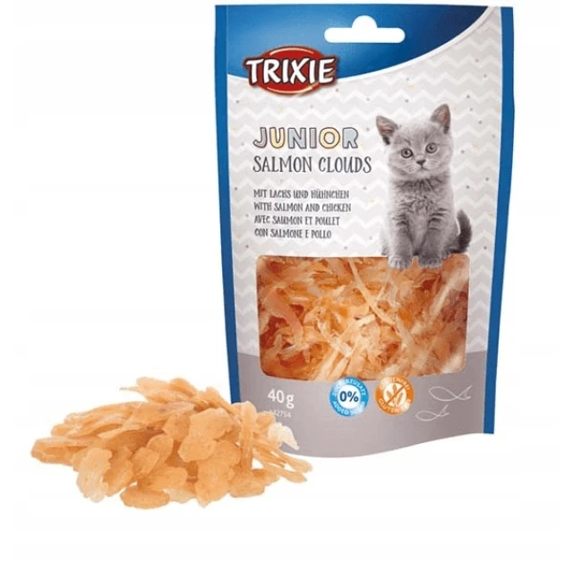 Ласощі для кошенят Trixie Junior Salmon Clouds з лососем 40 г (4011905427546)