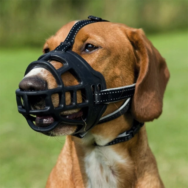 Намордник силиконовый физиологический Trixie MuzzleFlex S Black (4047974176115)