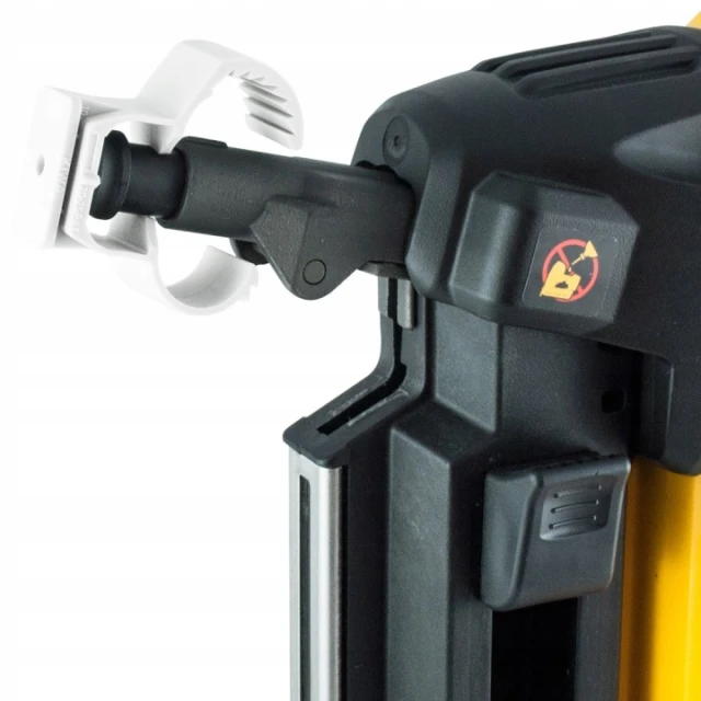 Держатель DeWALT Quick Clip для труб 20-25 мм 50 шт (5054905022716)