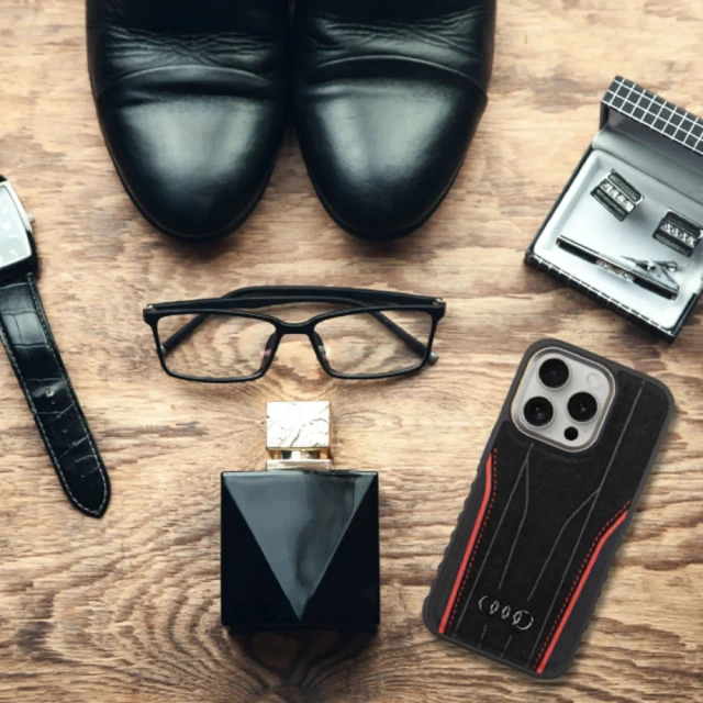 Чохол Audi Genuine Leather для iPhone 14 Pro Max Black/Red with MagSafe (AU-TPUPCMIP14PM-R8/D3-RD)