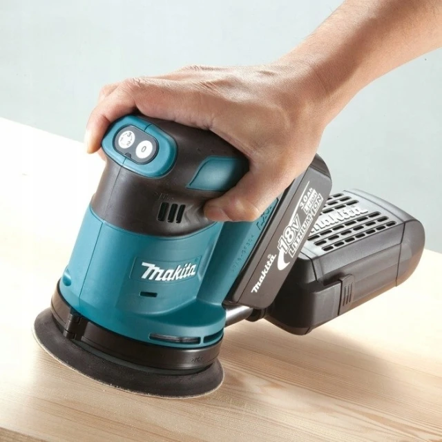 Шлифмашина эксцентриковая Makita 125 мм 18V (DBO180ZJ)