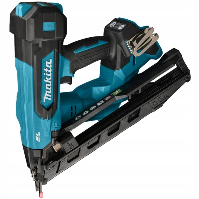 Цвяхозабивач Makita 18V 2х3 Ач MAKPAC (DBN620RFJ)