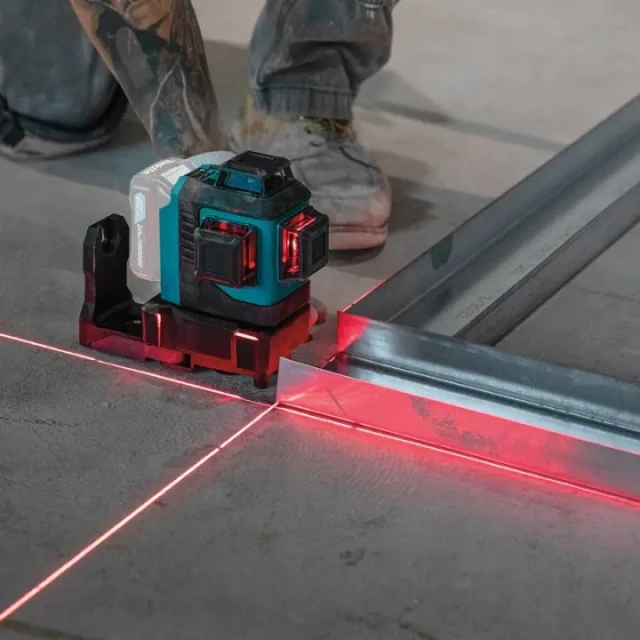 Лазер хрестовий Makita 25м 12V Red 360° (SK700D)