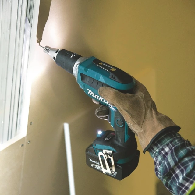 Шуруповерт Makita DFS452TJX2 18V 2х5Ач безщіткові для гіпсокартону