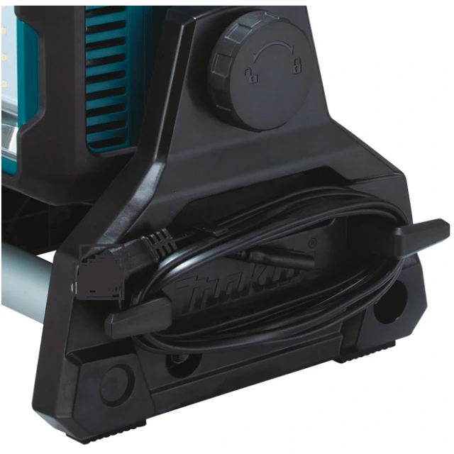 Фонарик аккумуляторный Makita 18V 3000лм (DML811)
