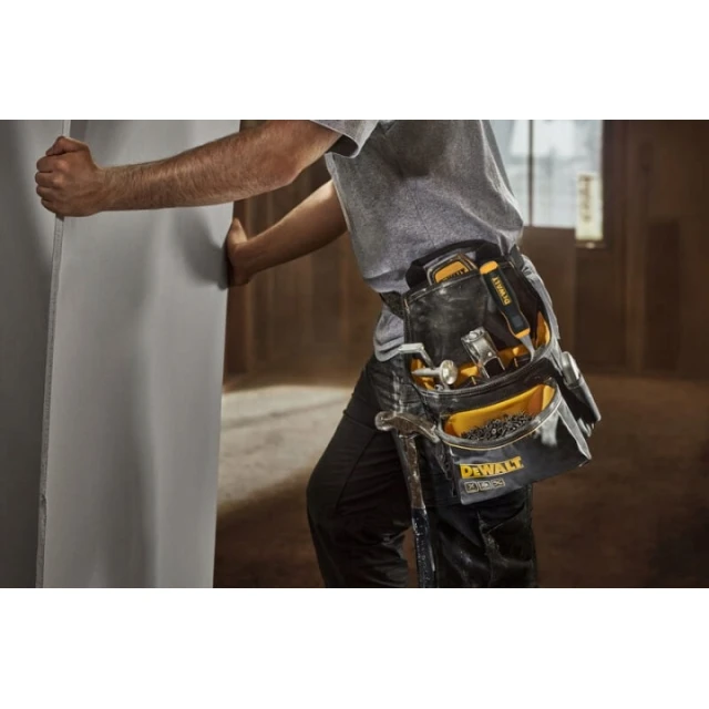 Сумка інструментальна з ремінцем DeWALT 132 см PRO (DWST40101-1)