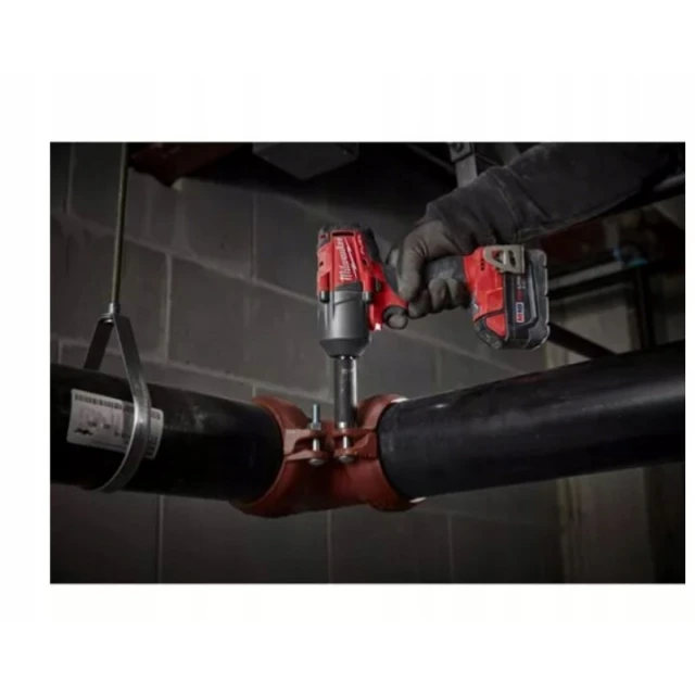 Головка ударная длинная Milwaukee 1/2