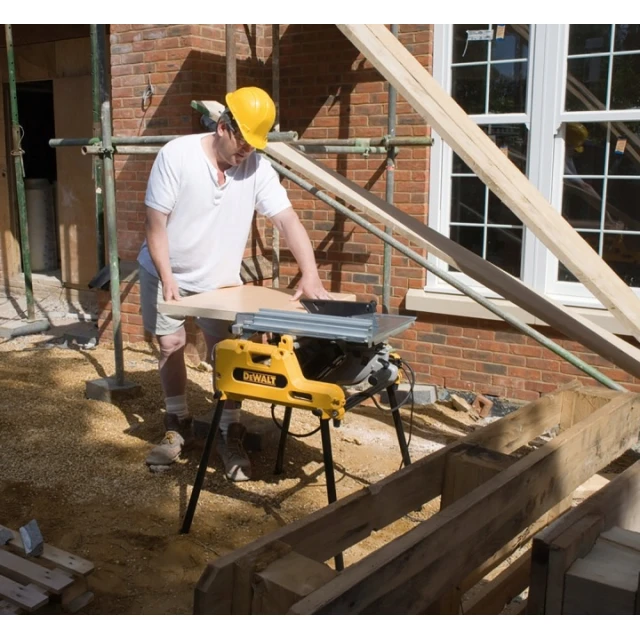 Пила настольная DeWALT DW743N 250мм 2000Вт реверсивная (5035048161951)
