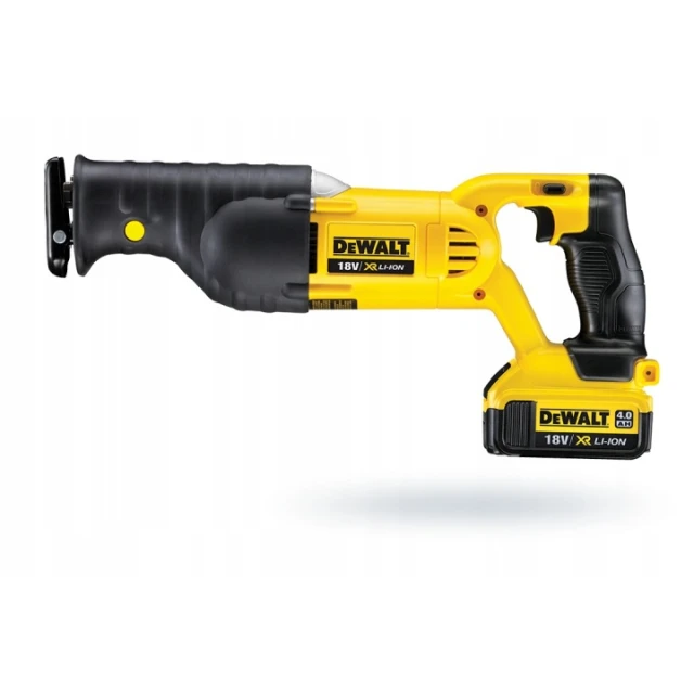 Пила сабельна DeWALT 18V 2x4Ah куфер (DCS380M2)