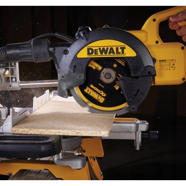 Диск пиляльний DeWALT 216x8z x30 з твердосплавом EXTREME (DT1473)