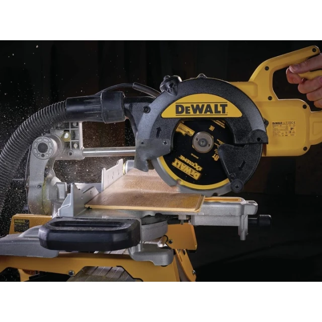 Диск пиляльний DeWALT 216x8z x30 з твердосплавом EXTREME (DT1473)