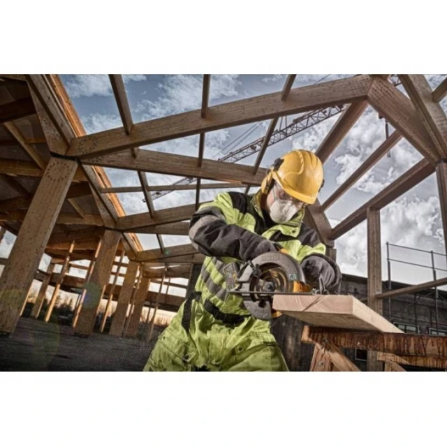 Пила дискова DeWALT 54V 190 мм body FlexVolt (DCS575N)