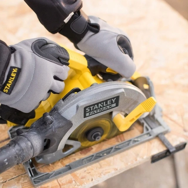 Пила циркулярна DeWALT 1650W 190 мм (5035048655146)