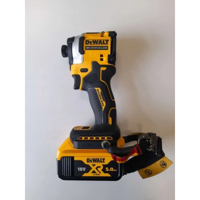 Гайковерт ударний DeWALT 18В 2х5Ah 206Nm LR (DCF850P2LRT)