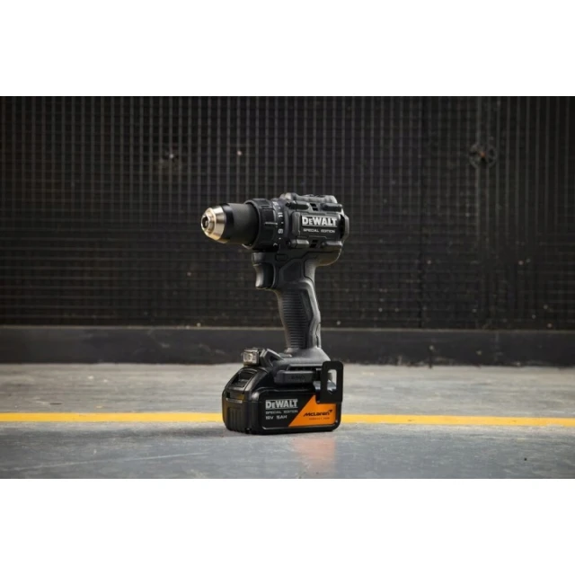 Шуруповерт DeWALT 18V 90Nm 2x5Ah Li-Ion McLaren (DCD81MP2T-QW)