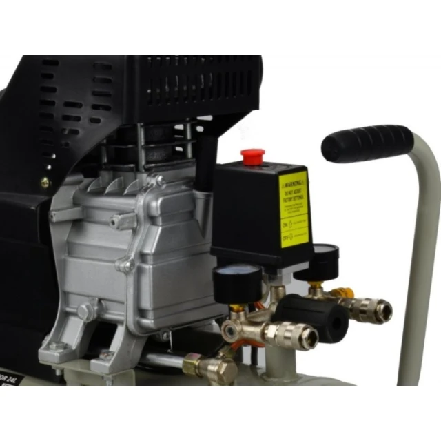 Компресор масляний Geko 50L 2,5 кВт 8 бар (G80301)