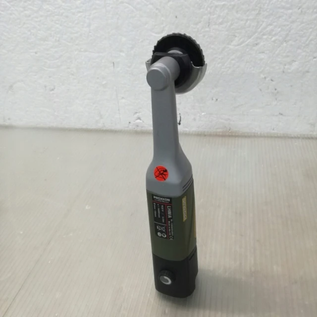 Люк ревізійний Magnat DOSPEL 400x400 мм з замком (007-1842)
