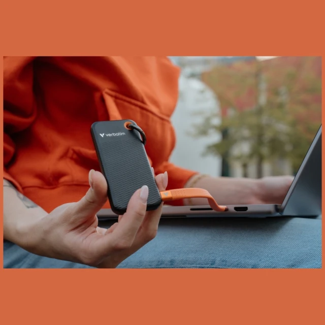 SSD зовнішній Verbatim Pocket 2TB USB-C 3.2 Gen.2 Black-Orange (32197)