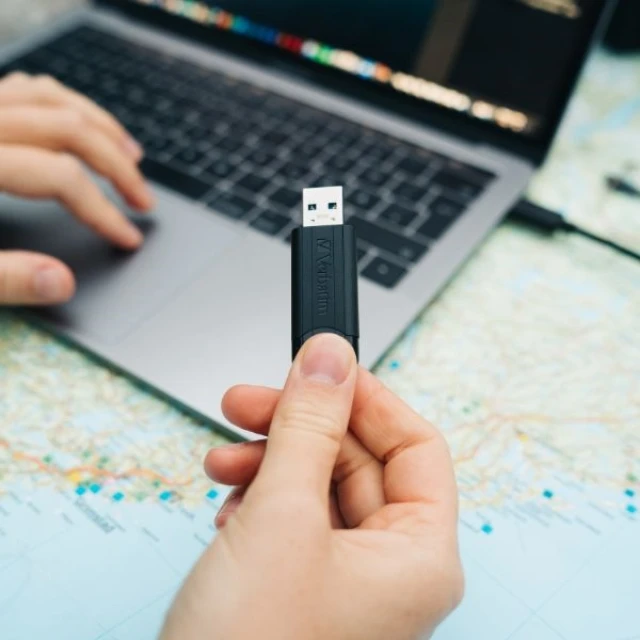 USB-накопичувач Verbatim PinStripe 128GB USB-A 3.2 Black (49319)