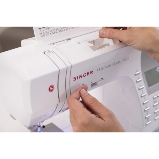 Швейна машина Singer Quantum Stylist 9960 600 швів 13 петель White (0374318830490)