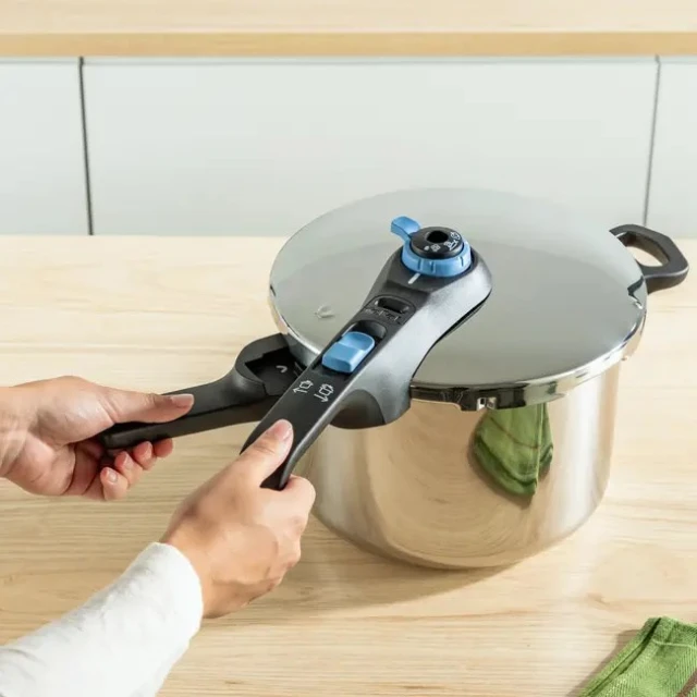 Скороварка Tefal Secure Trendy Pressure 6 л (3045384363430)