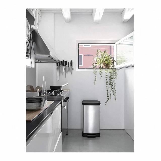 Кошик для сміття з педаллю Curver Silver 50 л (3253922162036)