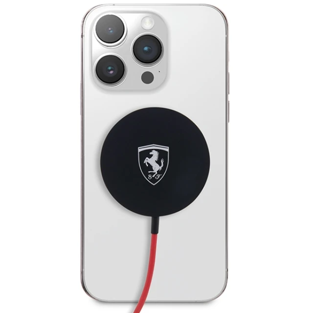 Бездротовий зарядний пристрій Ferrari 15W Black with MagSafe (FECBMSMENK)