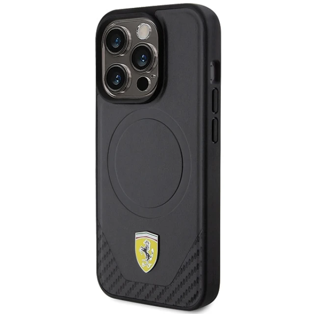 Чохол Ferrari Carbon Metal Logo для iPhone 15 Pro Black with MagSafe (FEHMP15LPTEK)