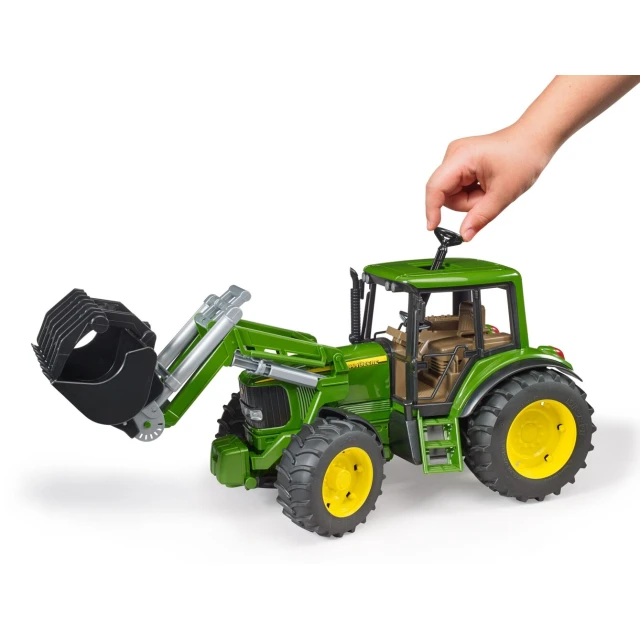 Трактор John Deere 6920 с фронтальным погрузчиком Bruder (2052)