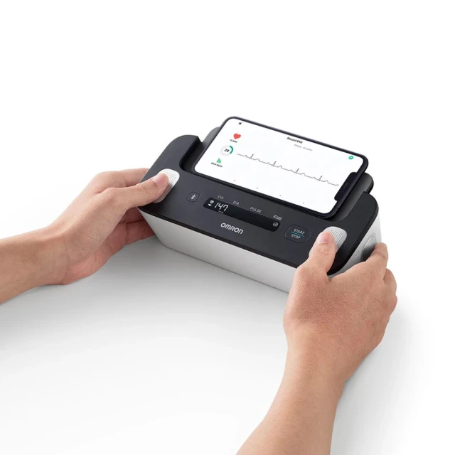 Тонометр з ЕКГ Omron Complete 2 в 1 (4015672112865)