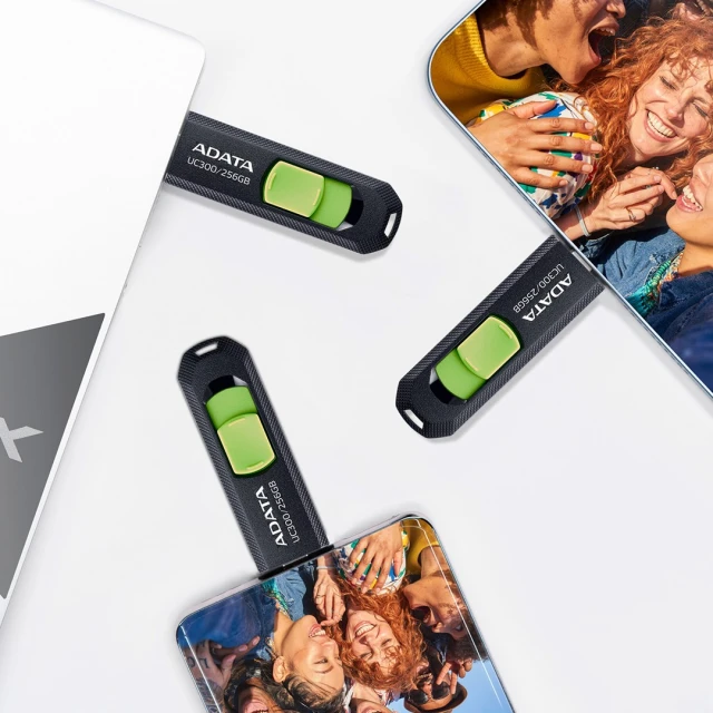 USB-флешка Adata UC300 64 ГБ (4711085939128)