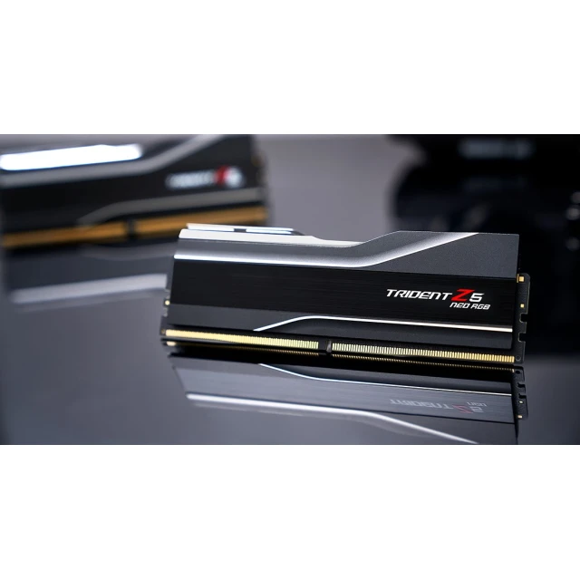 Оперативна пам'ять G.Skill Trident Neo AMD RGB DDR5 16 ГБ 6000 МГц CL30 (4711549511631)