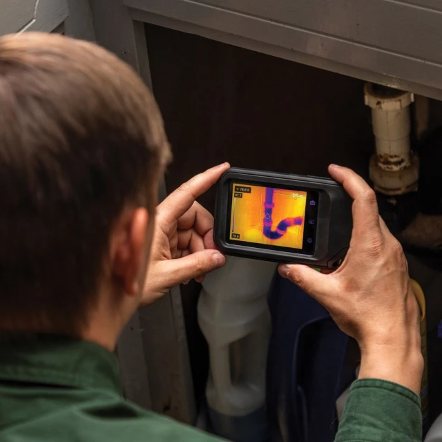 Тепловізійна камера FLIR C3-X з технологією покращення зображення MSX Wi-Fi та хмарним зв'язком 128x96 px до 300°C FOV 53,6° (4743254004764)