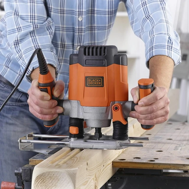 Фрезер Black&Decker 1200 Вт (KW1200E-QS)