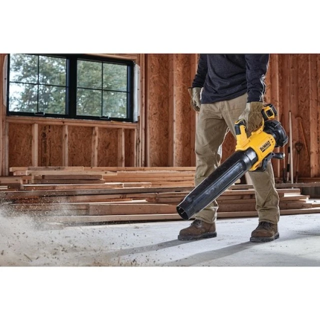 Повітродувка DeWALT DCMBL562P1 18 В 1 x 5,0 Ач (5035048728062)