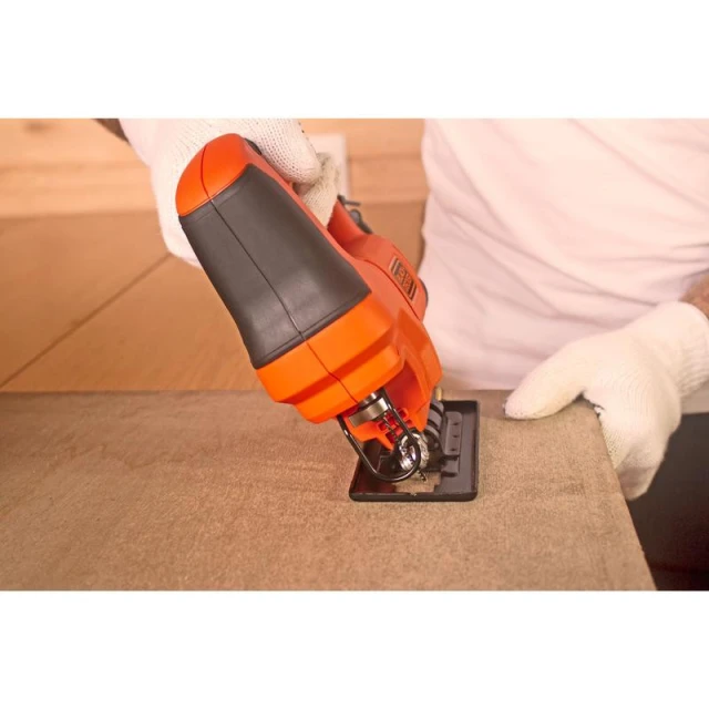 Лобзик Black&Decker 400W 0-3000 RPM з кейсом (BES603-QS)