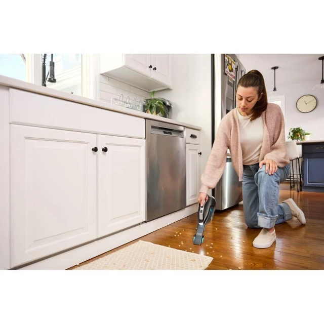 Автомобільний пилосос Black&Decker DVD320B-QW (5035048840757)