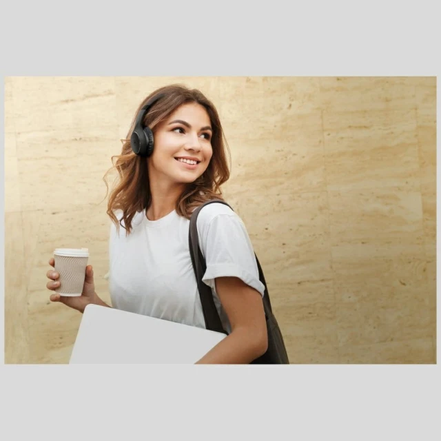 Навушники Bluetooth Motorola XT220 White (253MOTOXT220WHITE)
