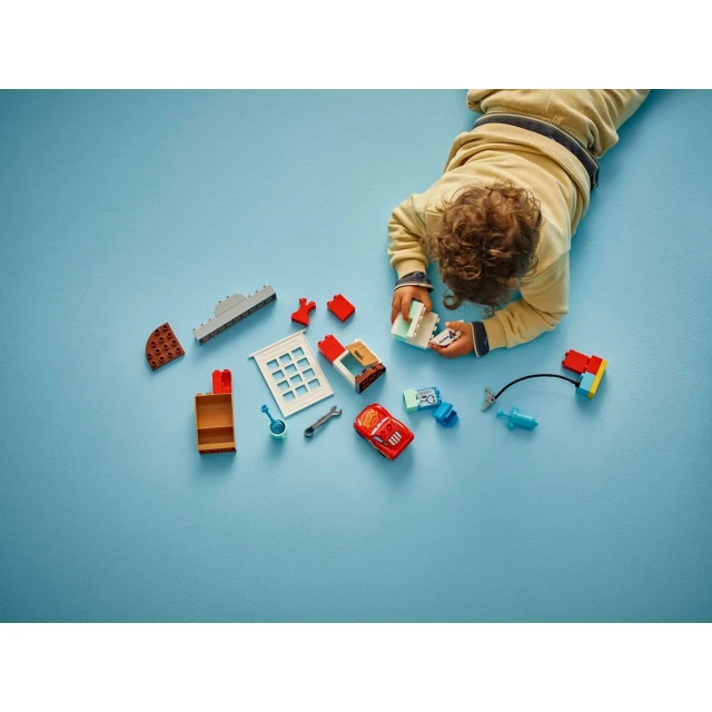 Конструктор LEGO Duplo Візит МакКвіна до майстерні мера 35 елементів (10456)