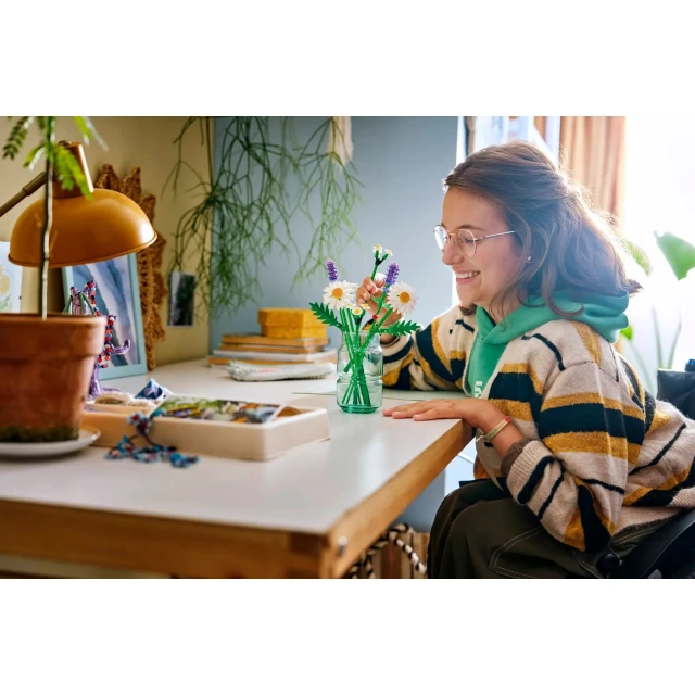 Конструктор LEGO Botanicals Ромашки 133 елементи (11508)