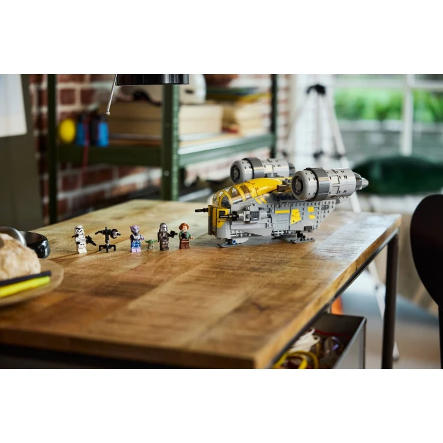 Конструктор LEGO Star Wars Гострий гребінь 930 деталей (75447)