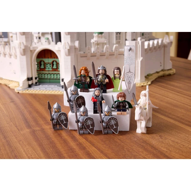 Конструктор LEGO Володар перснів: Minas Tirith 8278 елементів (11377)