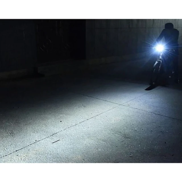 Ліхтар велосипедний Trizand LED зі спідометром 23680 (5900779951099)