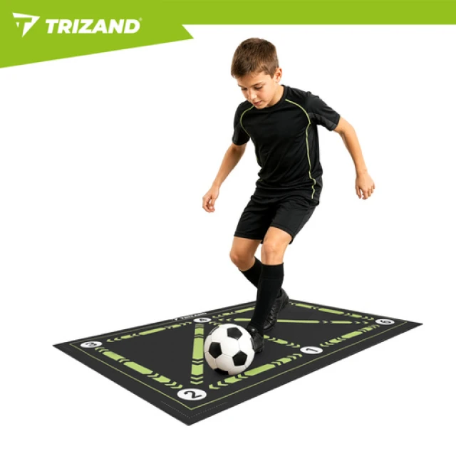 Тренувальний килимок для футболу Trizand 60x90 см (5900779964709)