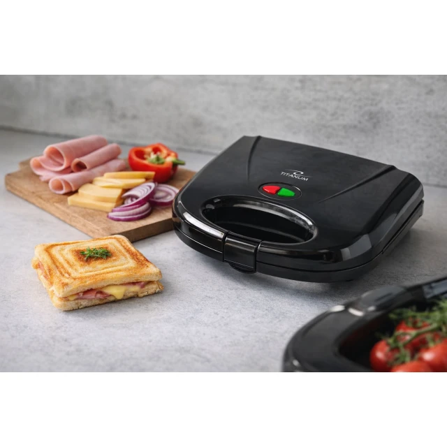 Сендвічниця Esperanza Pizzaiola TKT005K 700 Вт Black (5901299929155)