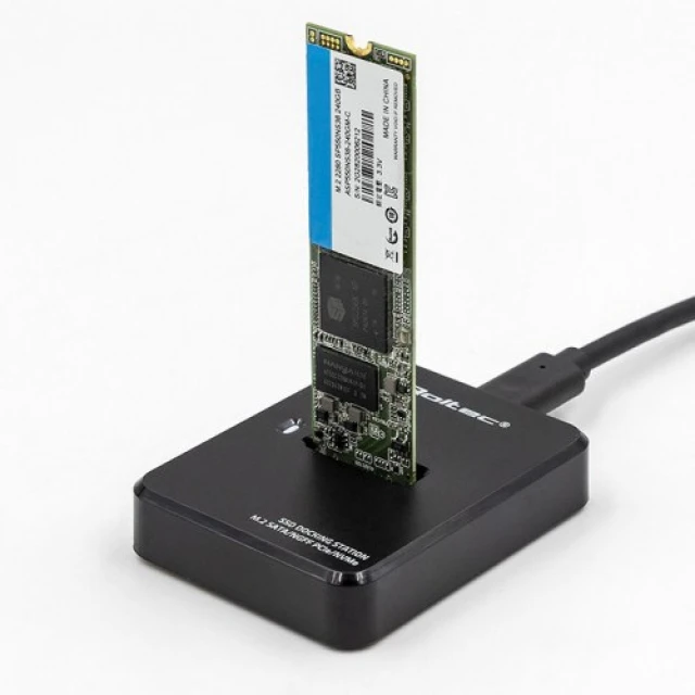 Док-станція Qoltec для SSD M.2 SATA/PCIe NGFF/NVMe USB 3.1 (5901878503134)