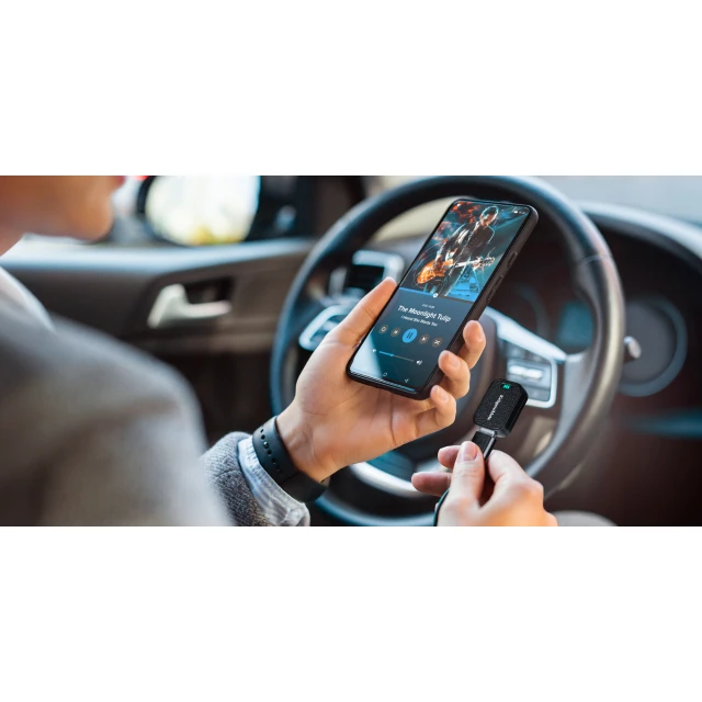 Адаптер бездротовий CarPlay Android Auto Krüger&Matz (KM2025)
