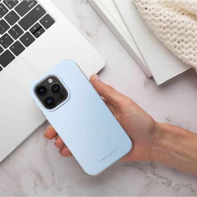 Чохол Roar Cloud Skin силіконовий для iPhone 15 Pro Light Blue (5903396249754)