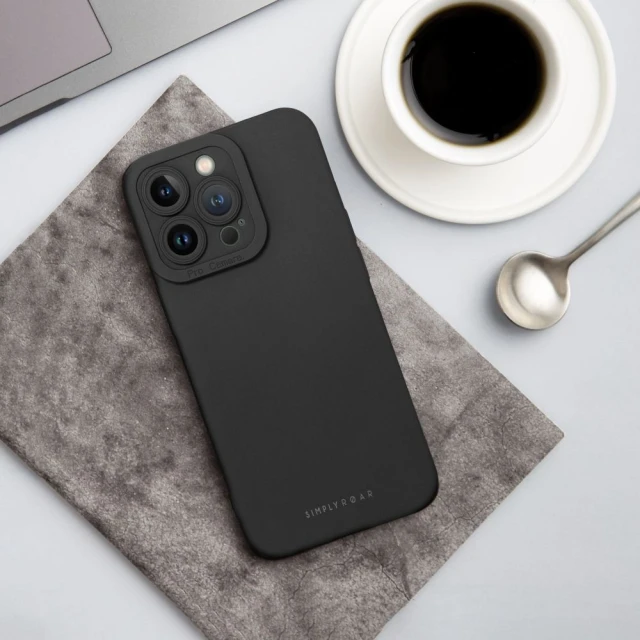 Чохол Roar Luna для iPhone 16 Black (5903396312076)